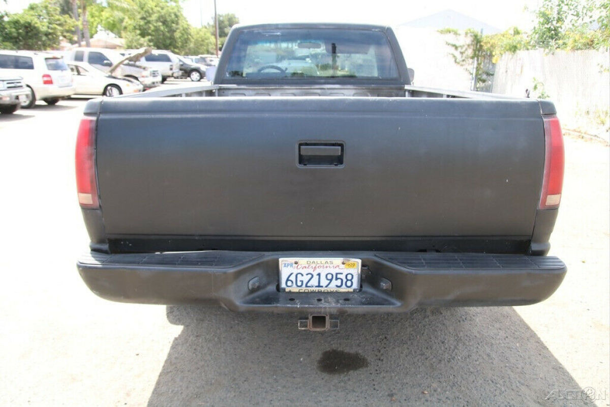 1989 Chevrolet C/K Pickup 1500 C1500 Cheyenne - photo 4