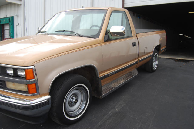 1989 Chevrolet C/K Pickup 1500 - photo 2