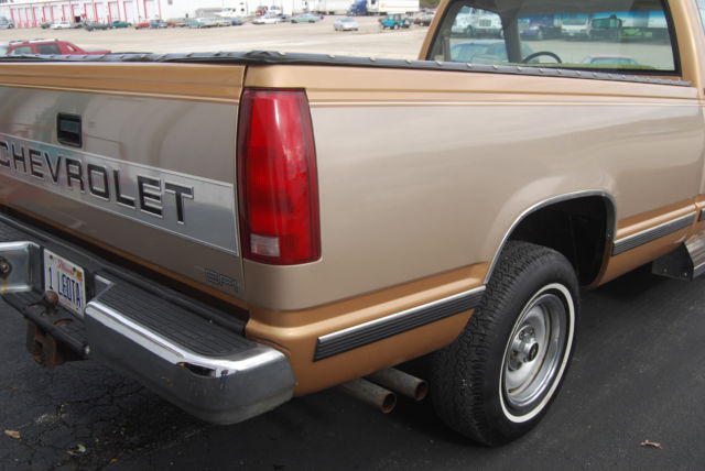 1989 Chevrolet C/K Pickup 1500 - photo 7