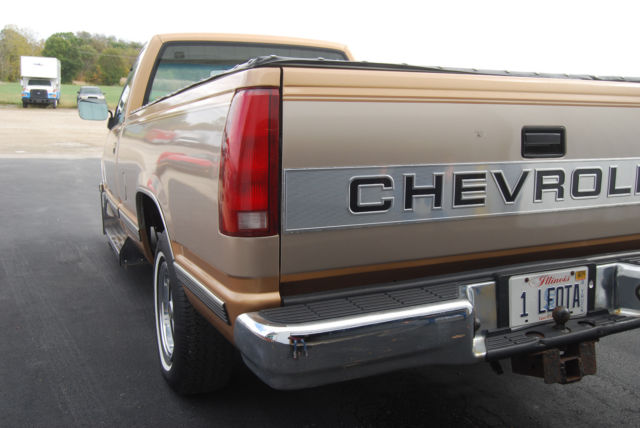 1989 Chevrolet C/K Pickup 1500 - photo 8