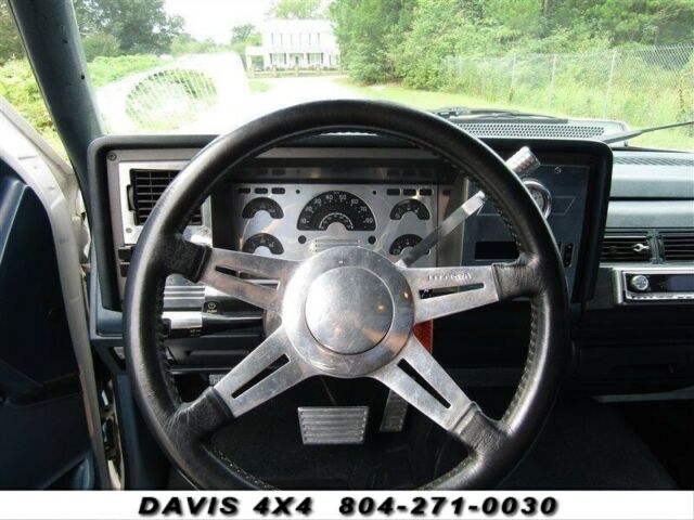 1989 Chevrolet C/K Pickup 1500 C1500 Silverado Custom Lowered Show - photo 11
