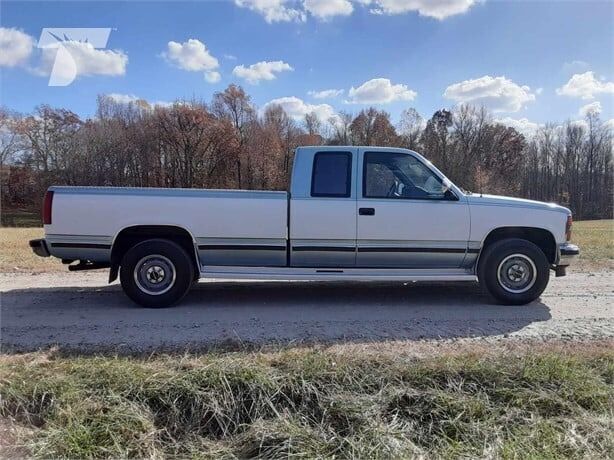 1989 Chevrolet 3/4 Ton Pickups K2500 Silverado 2dr 4WD Extended Cab LB - photo 6