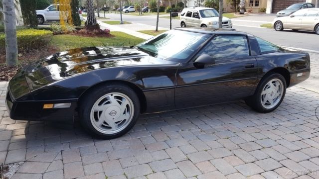 1989 Chevrolet Corvette - photo 2