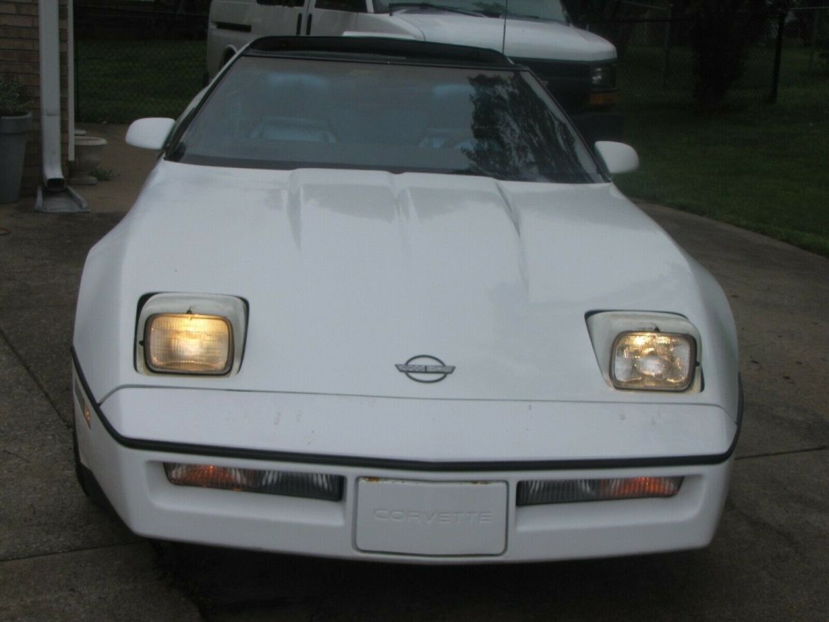 1989 Chevrolet Corvette - photo 12