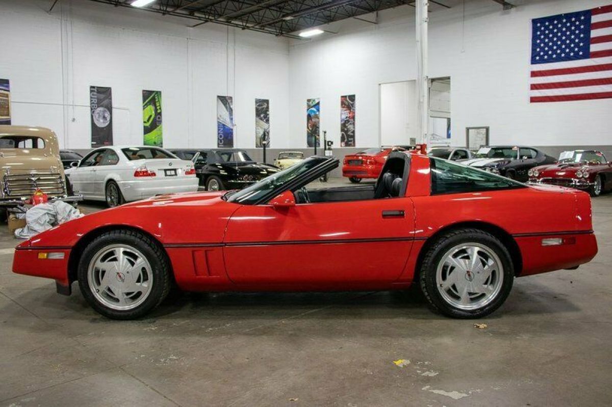 1989 Chevrolet Corvette - photo 2