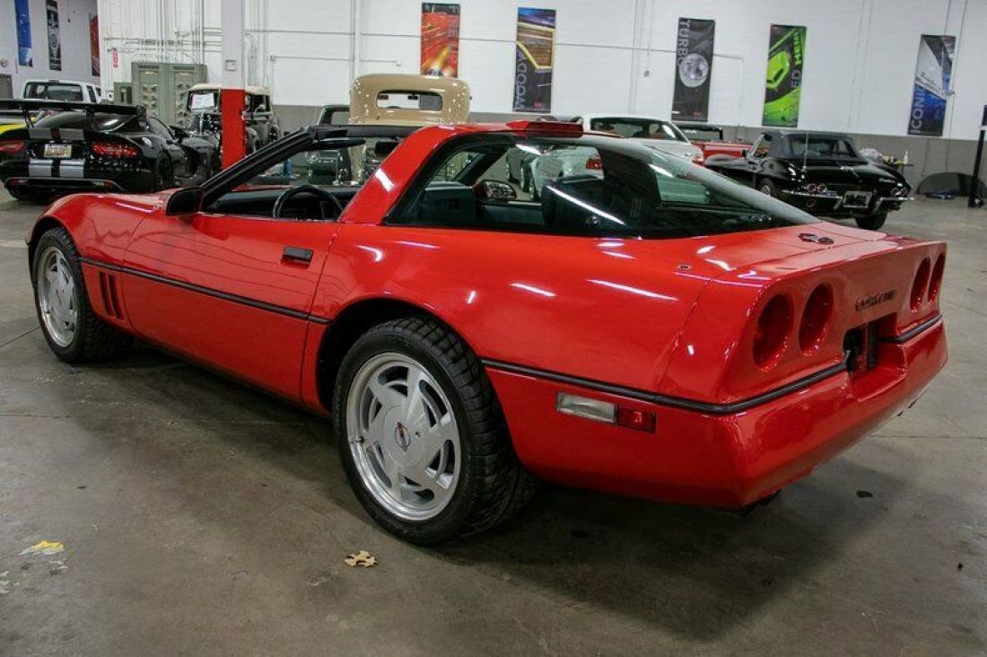 1989 Chevrolet Corvette - photo 3