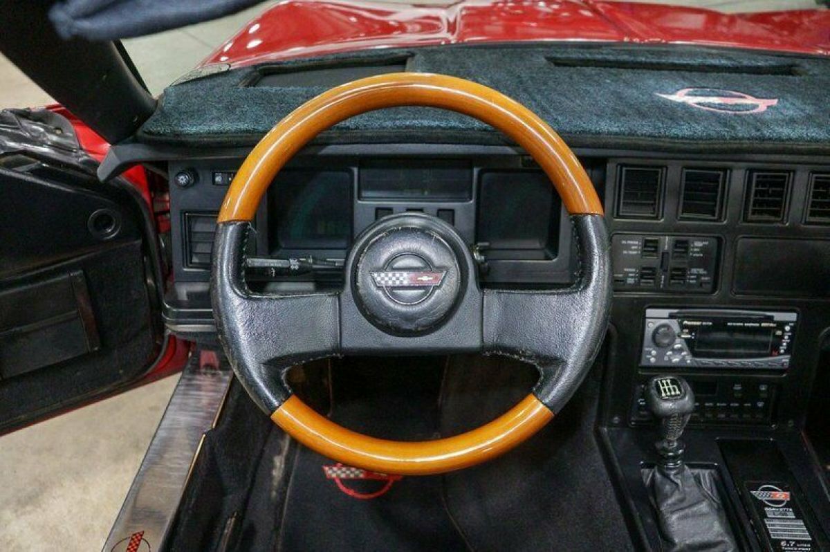 1989 Chevrolet Corvette - photo 12