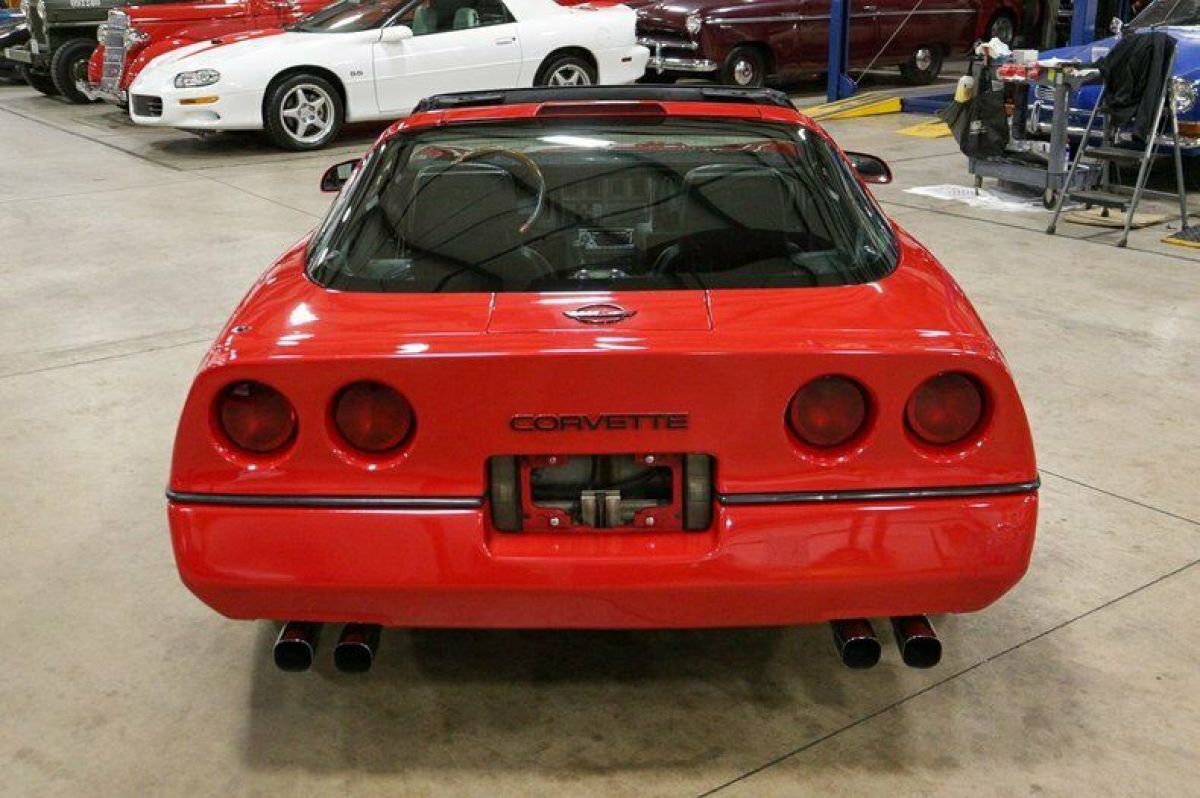 1989 Chevrolet Corvette - photo 4