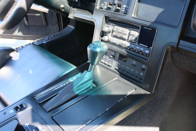 1989 Chevrolet Corvette Base Hatchback 2-Door - photo 11