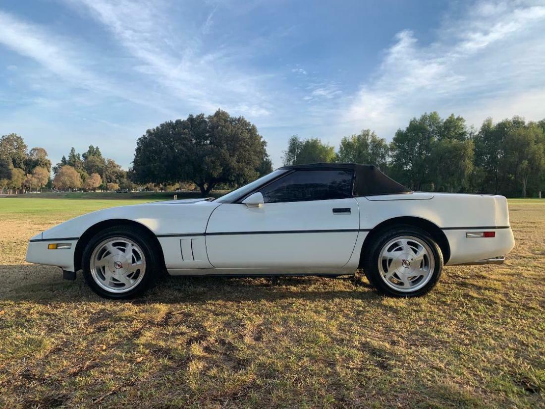 1989 Chevrolet Corvette C-4 40K Original Miles 6 Speed Manual Transmission. 1989 Chevrolet Corvette