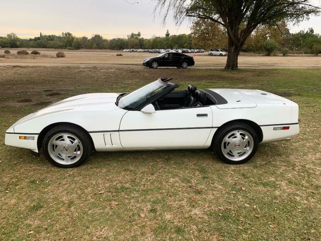 1989 Chevrolet Corvette - photo 11