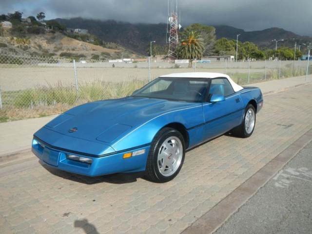 1989 Chevrolet Corvette Convertible 3400 ORIG MILES collector owned 1989 Chevrolet Corvette Base Convertible 2-Door