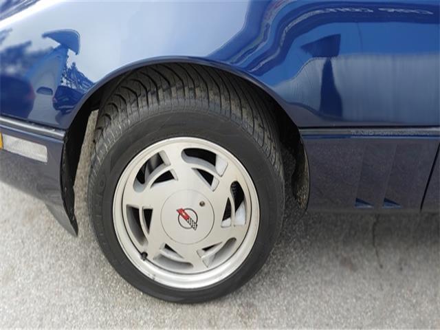 1989 Chevrolet Corvette Convertible 5.7L V8 Auto Leather Blue ONLY 22k - photo 4