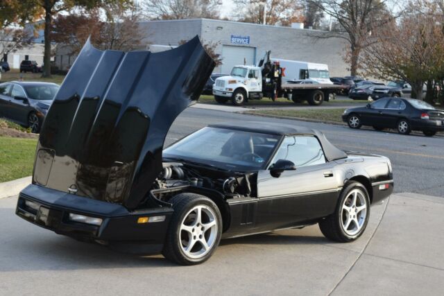 1989 Chevrolet Corvette -- - photo 4