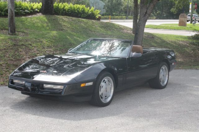 1989 Chevrolet Corvette Only 19,000 Actual Miles - photo 3