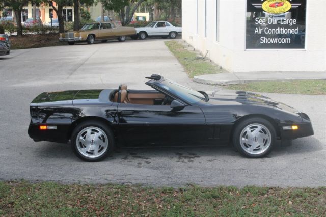 1989 Chevrolet Corvette Only 19,000 Actual Miles - photo 7