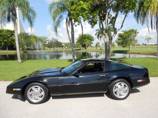 1989 Chevrolet Corvette COUPE