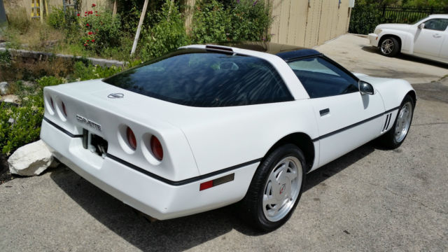 1989 Chevrolet Corvette - photo 3