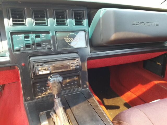 1989 Chevrolet Corvette Base - photo 9