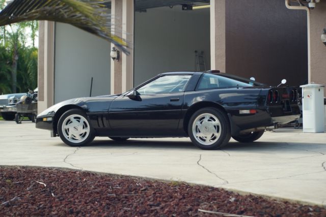 1989 Chevrolet Corvette - photo 3