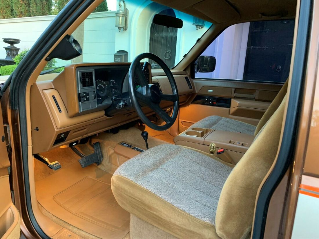 1989 Chevrolet C/K Pickup 2500 Silverado 2500 - photo 11