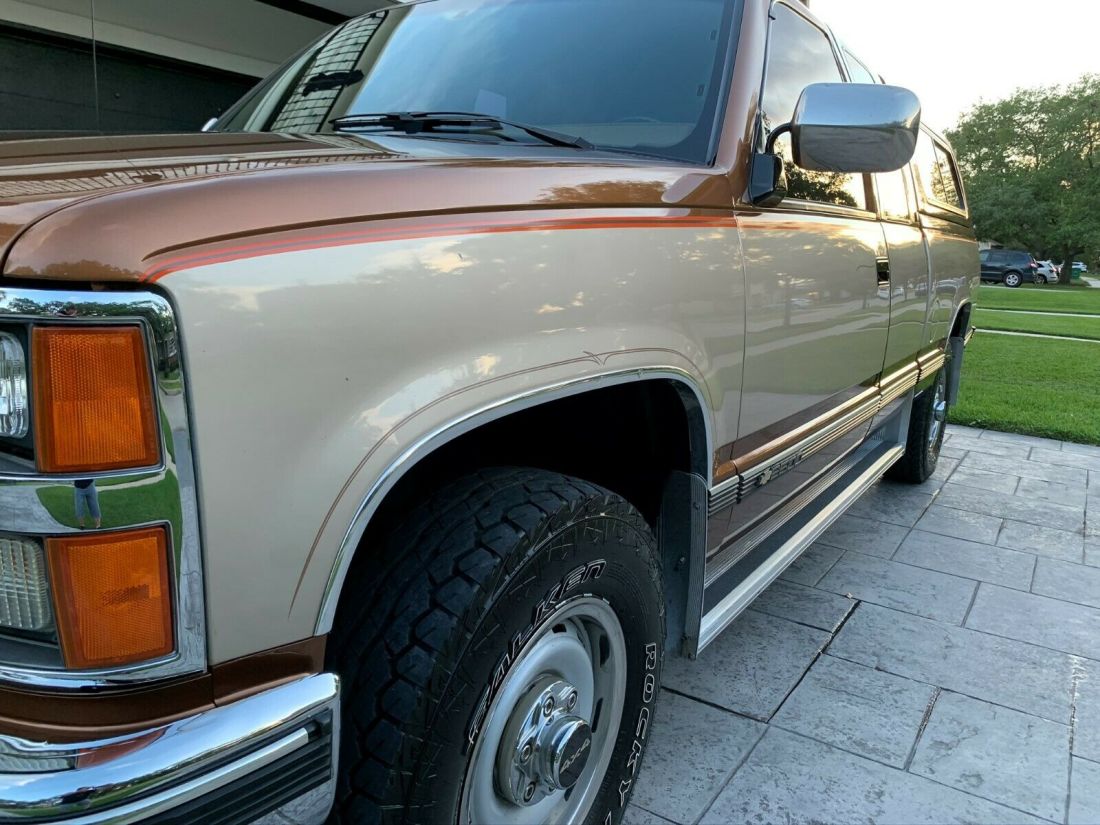 1989 Chevrolet C/K Pickup 2500 Silverado 2500 - photo 4