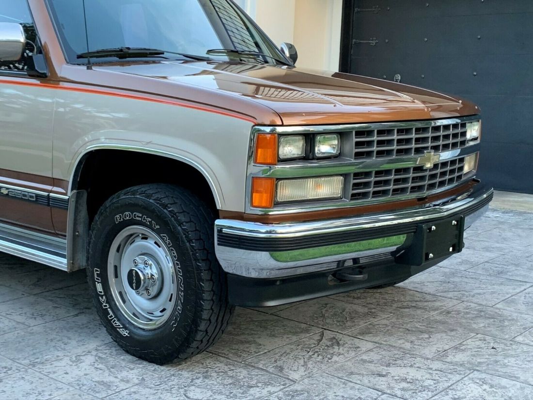 1989 Chevrolet C/K Pickup 2500 Silverado 2500 - photo 8