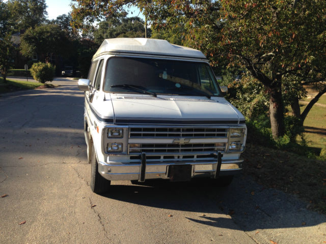 1989 Chevrolet G20 Van - photo 2