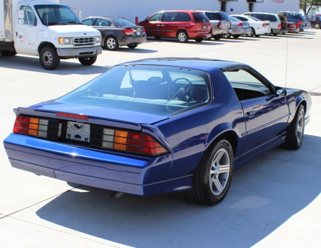 1989 Chevrolet Camaro IROC Z28 - photo 9