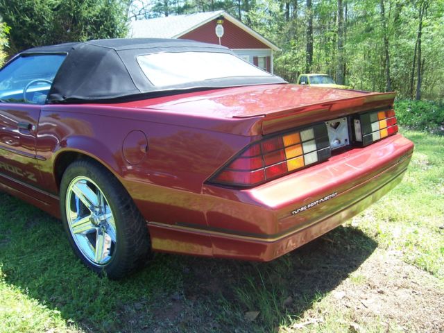 1989 Chevrolet Camaro IROC Z28 - photo 7