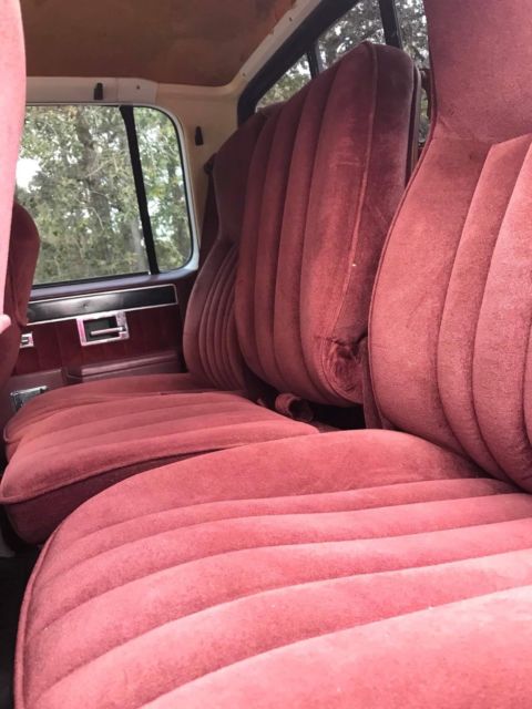 1989 Chevrolet C/K Pickup 3500 Silverado - photo 2