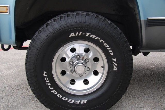 1989 Chevrolet Blazer - photo 2