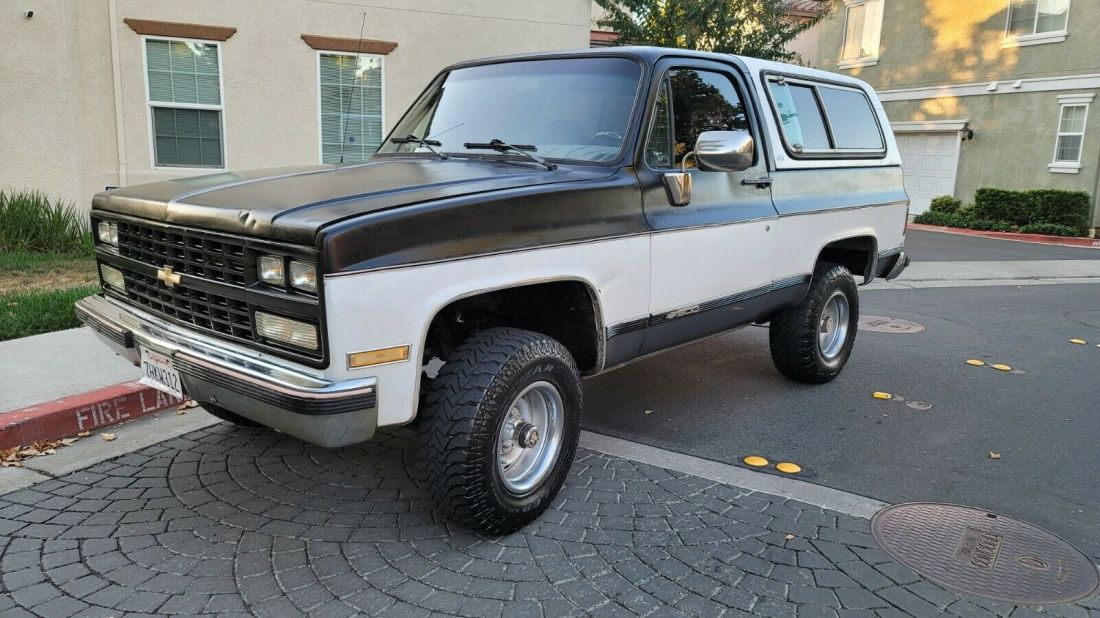 1989 Chevrolet Blazer - photo 2