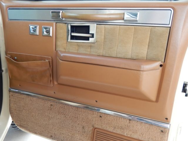 1987 Chevrolet Blazer Silverado - photo 10