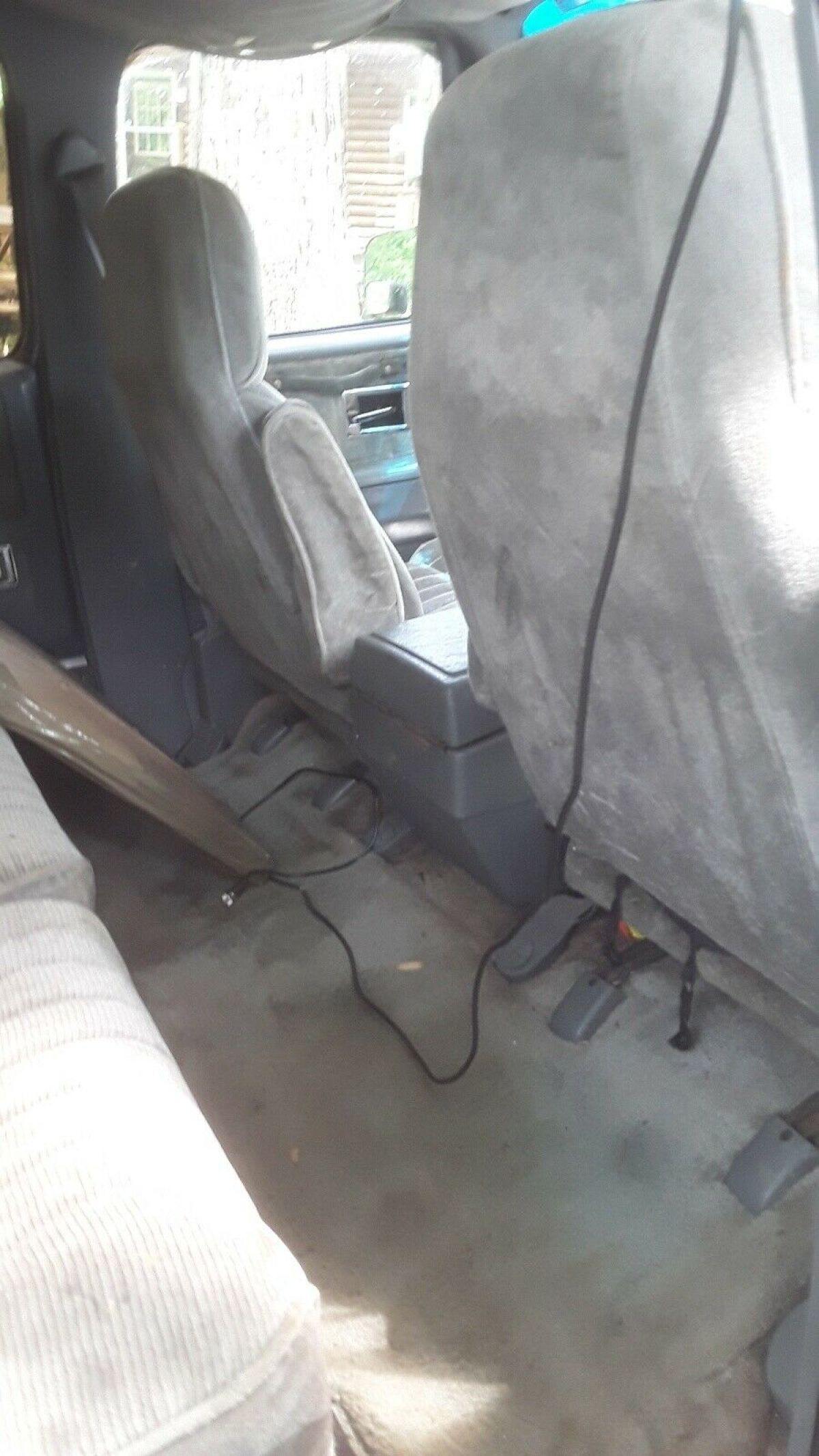 1989 Chevrolet R1500 Suburban R1500 - photo 13