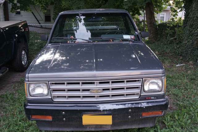 1989 Chevrolet S10 Base Standard Cab Pickup 2-Door 2.5L 1989 Chevrolet S-10