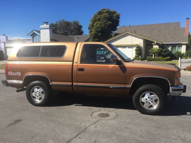 1989 Chevrolet Silverado 1500 4X4 Selling At A Worldwide No Reserve Auction - photo 4