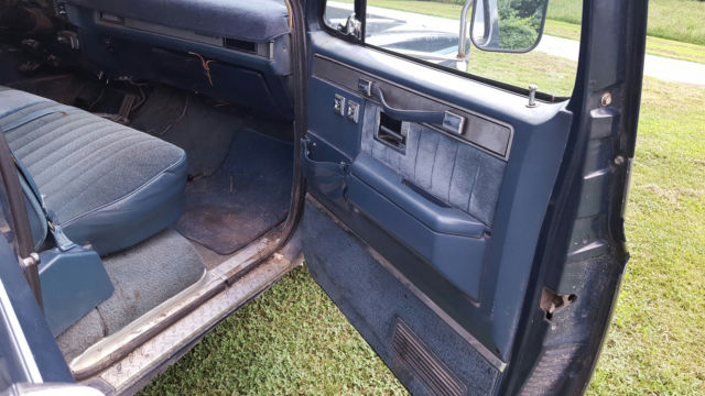 1989 Chevrolet Silverado 3500 - photo 10