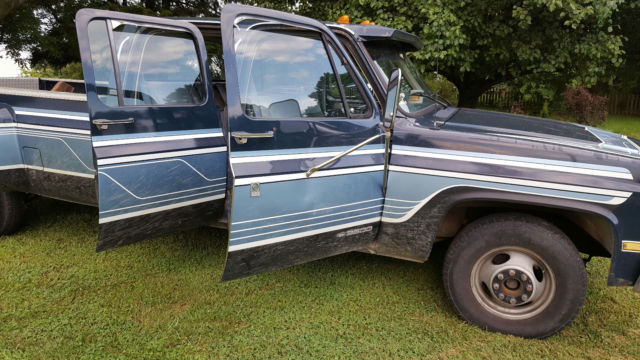 1989 Chevrolet Silverado 3500 - photo 12