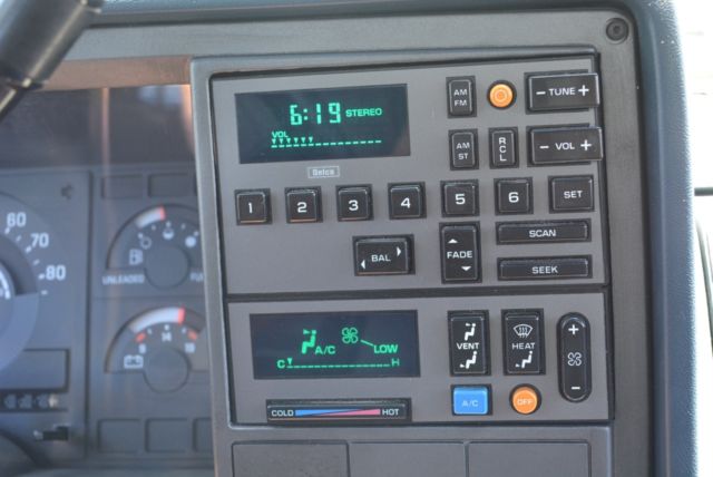 1989 Chevrolet Silverado 1500 One Owner - 5.7L 104k Miles - photo 13
