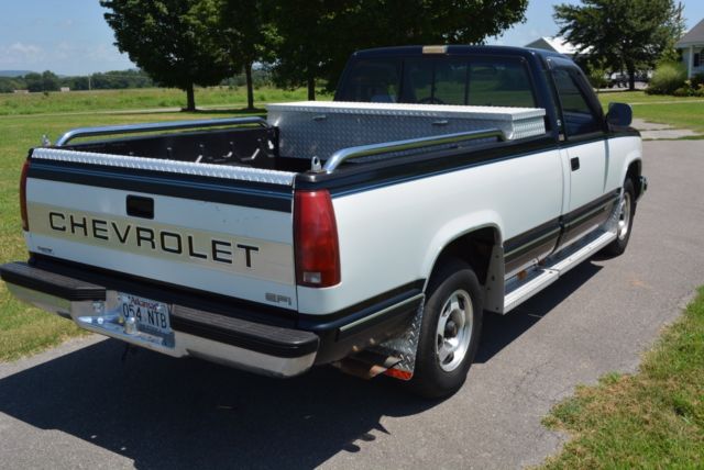 1989 Chevrolet Silverado 1500 One Owner - 5.7L 104k Miles - photo 6