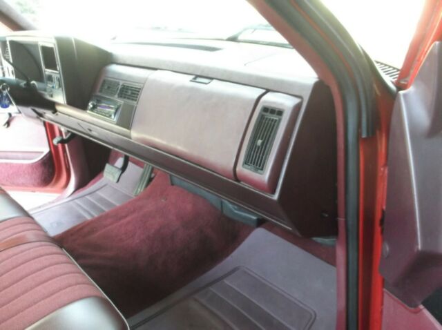 1989 Chevrolet C/K Pickup 1500 350 SS Sport Edition - photo 12