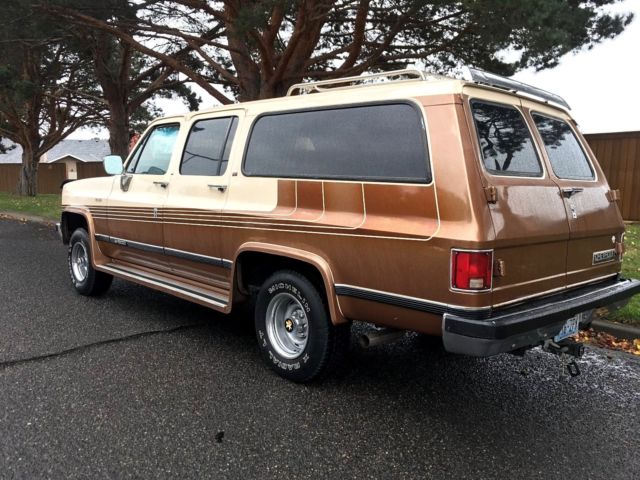 1989 Chevrolet Suburban - photo 3