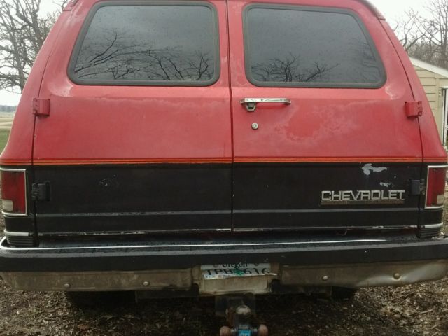 1989 Chevrolet Suburban - photo 11