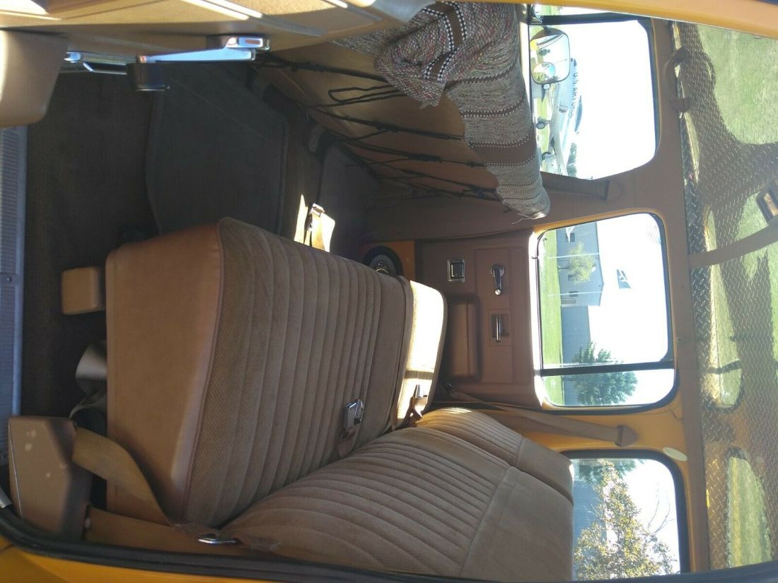 1989 Chevrolet Suburban - photo 10
