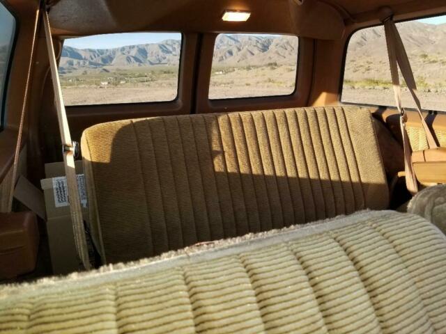 1989 Chevrolet Suburban Silverado - photo 13