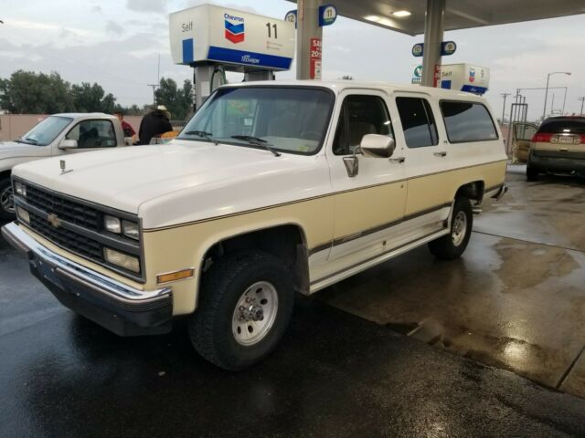 1989 Chevrolet Suburban Silverado - photo 3