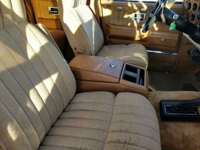 1989 Chevrolet Suburban Silverado - photo 7