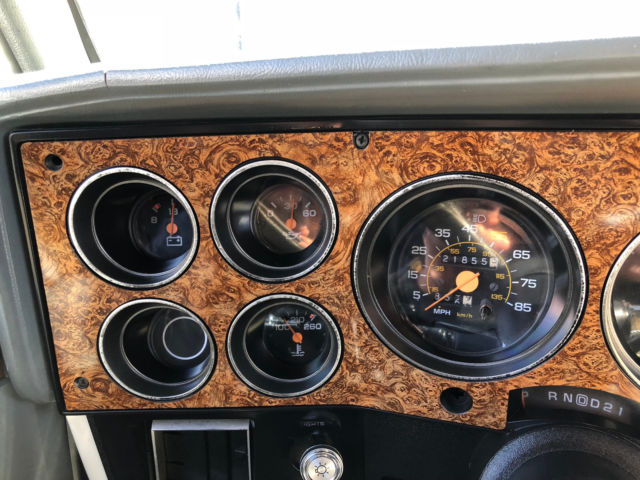 1989 Chevrolet Suburban - Rust Free Calif Truck - 5.7L EFI Automatic - photo 10