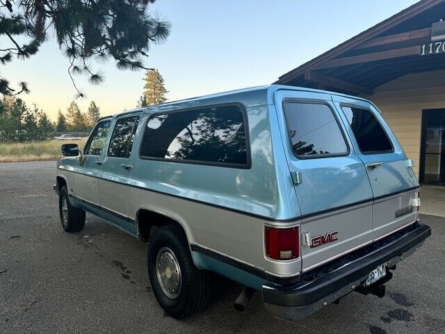1989 Chevrolet Suburban - photo 4